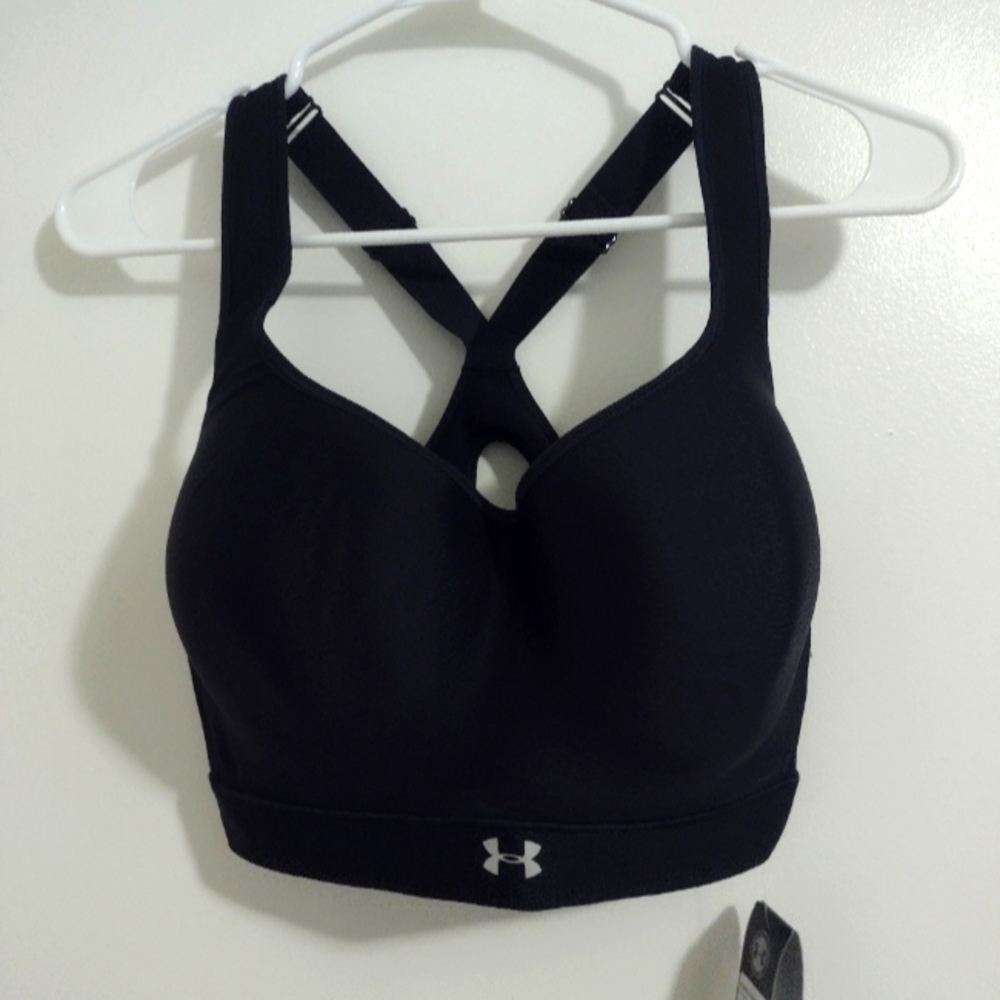 Under Armour 38D Black sports bra